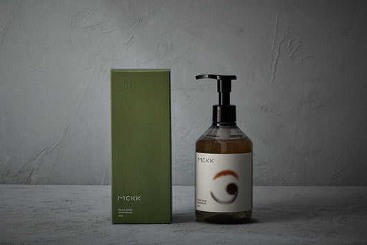 天然由来成分96.9% 米ぬかエキス配合のスクラブ入りハンドウォッシュ｜ヒノキの香り